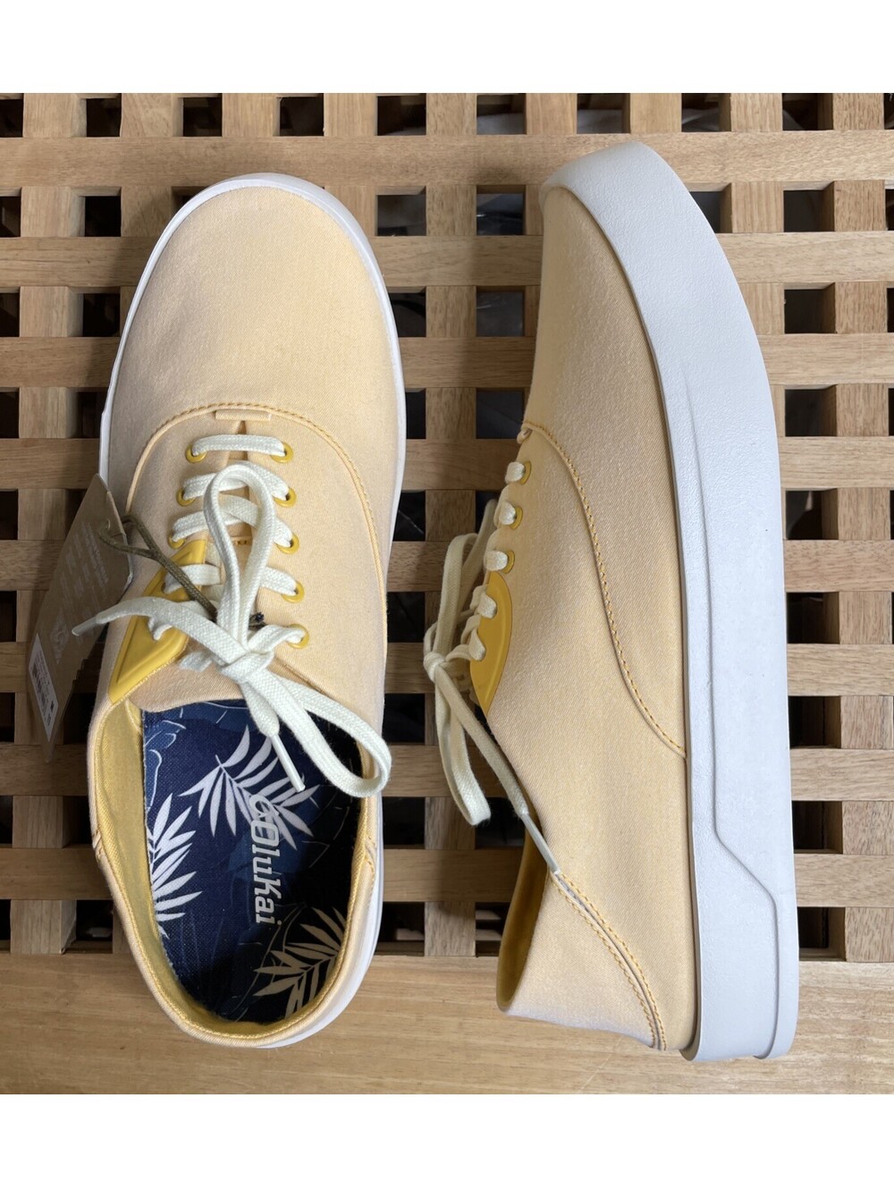 OluKai Tradewind Mens Size 11 Solar Glow Yellow Canvas Drop-In Heel Shoes NWT